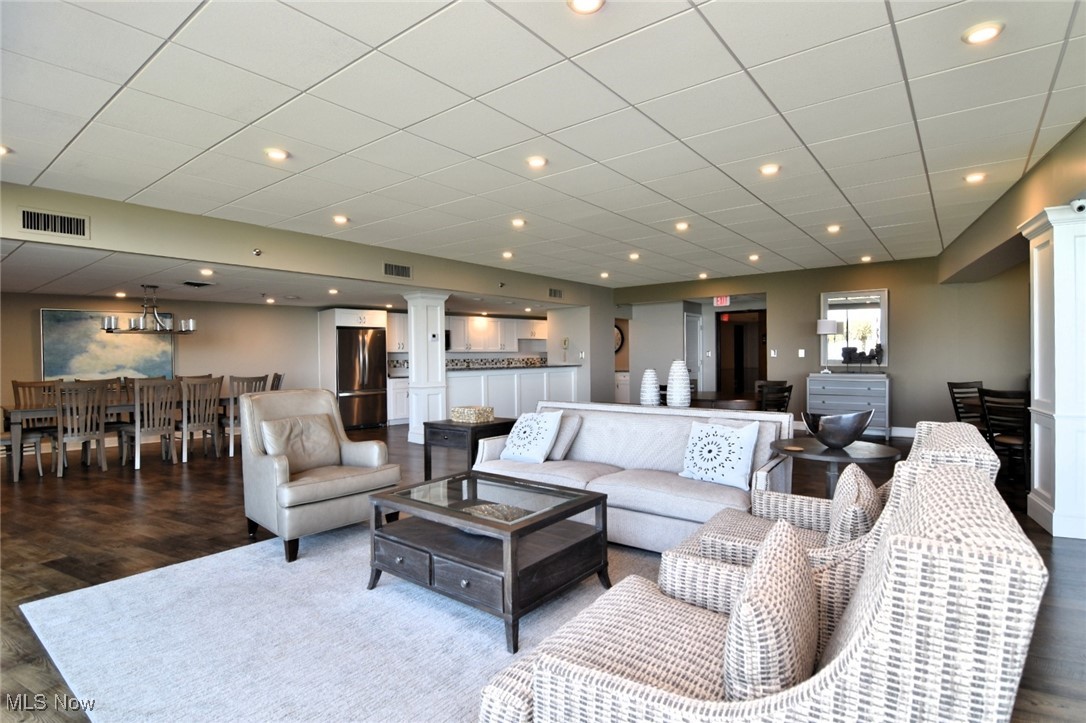 22500 Lake Road Rocky River OH 44116