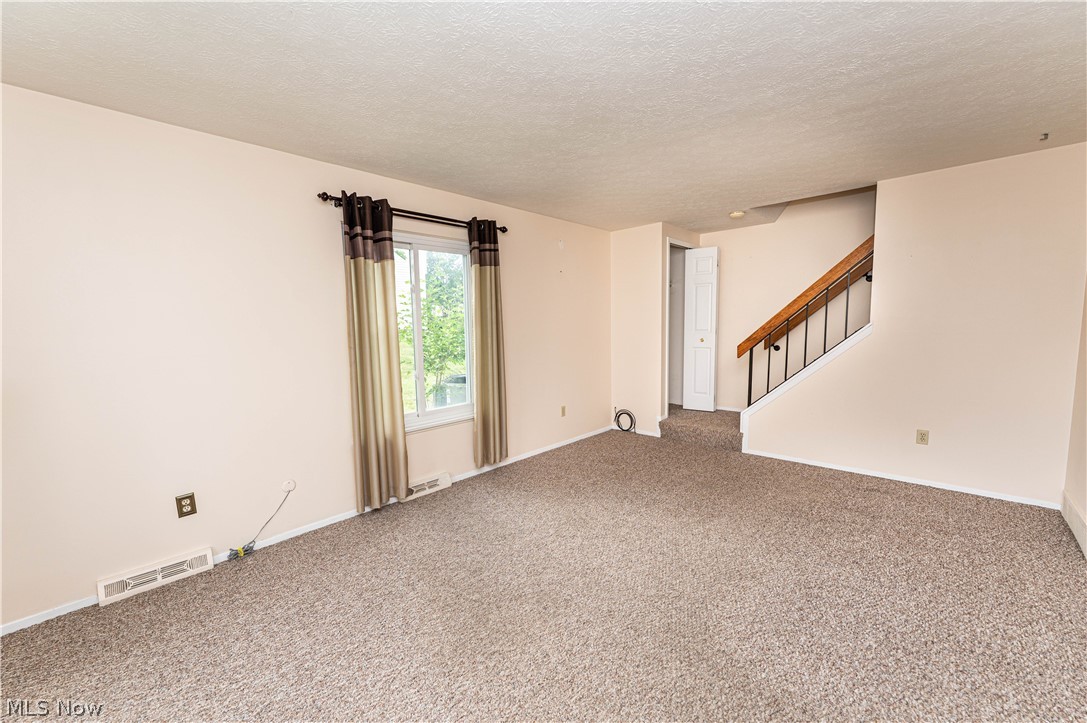 5493 Hampton Court Willoughby OH 44094