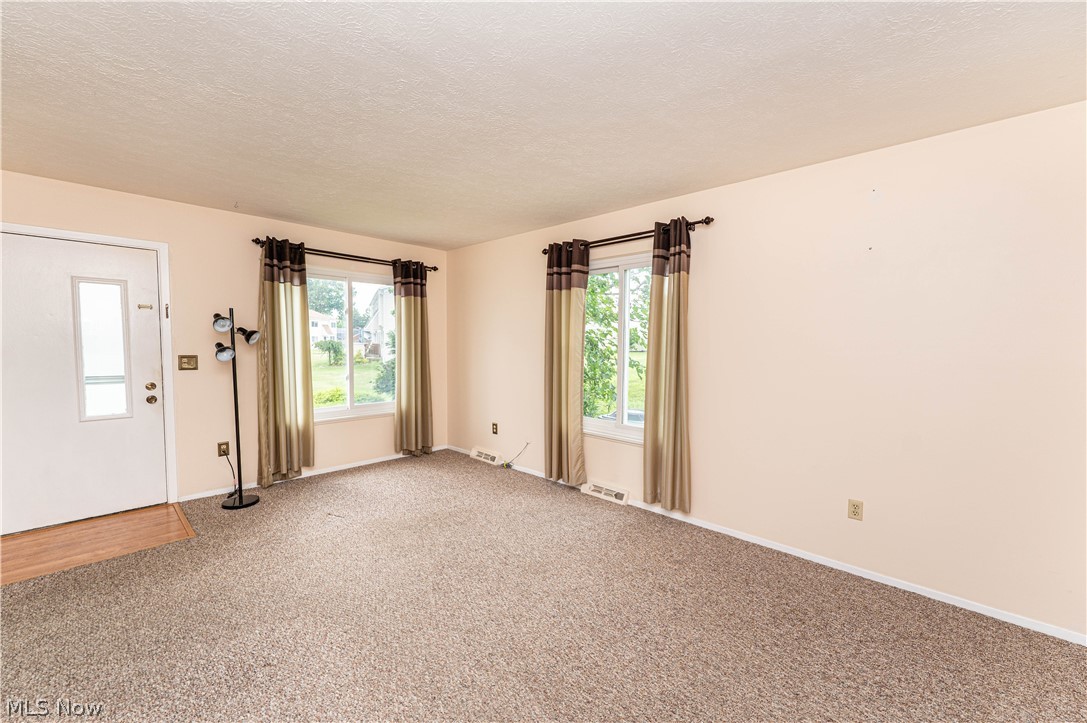 5493 Hampton Court Willoughby OH 44094