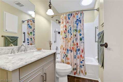 668 Sonora Court Berea OH 44017