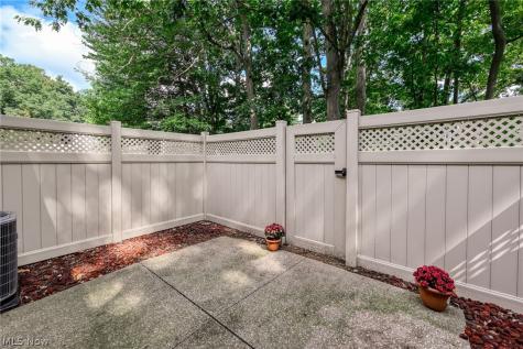 3965 Lake Run Boulevard Stow OH 44224
