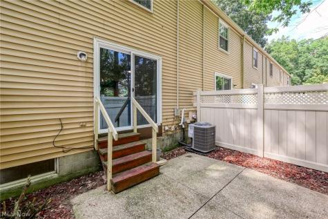 3965 Lake Run Boulevard Stow OH 44224