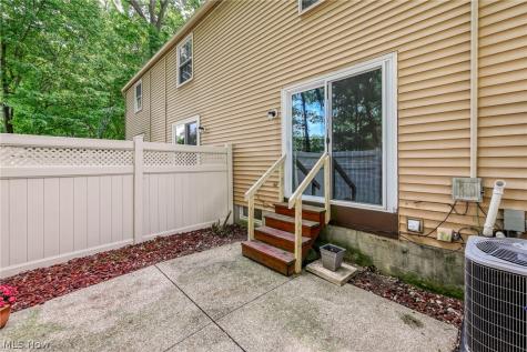 3965 Lake Run Boulevard Stow OH 44224