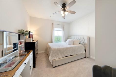 1423 Chateau Place Avon OH 44011