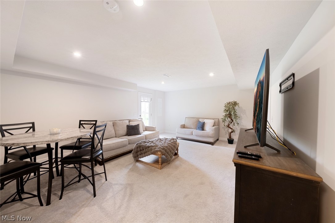 1423 Chateau Place Avon OH 44011
