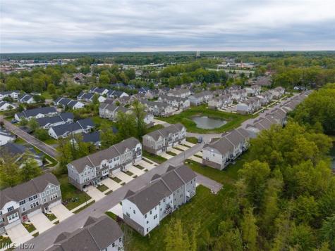 1423 Chateau Place Avon OH 44011