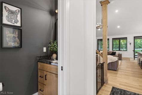 7882 Fox Hunter Lane Painesville OH 44077