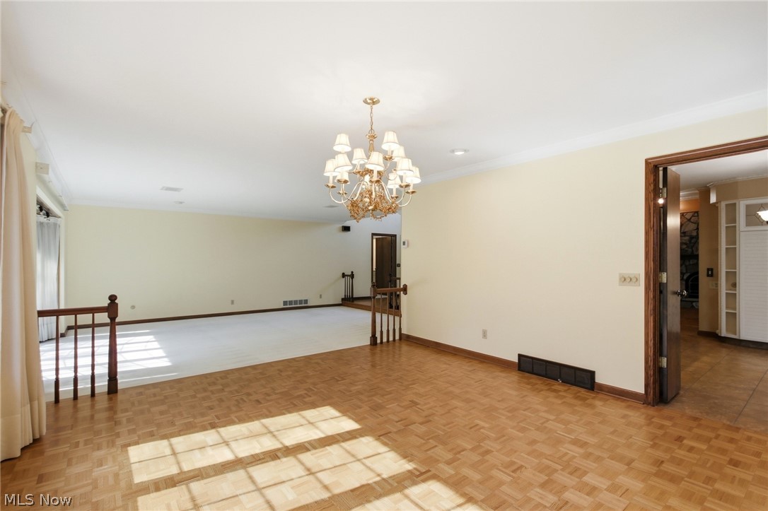 16 S Bentley Drive SE Canton OH 44709