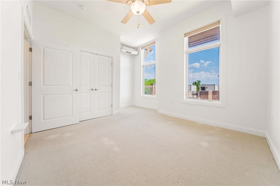 1403 Copper Trace Cleveland Heights OH 44118