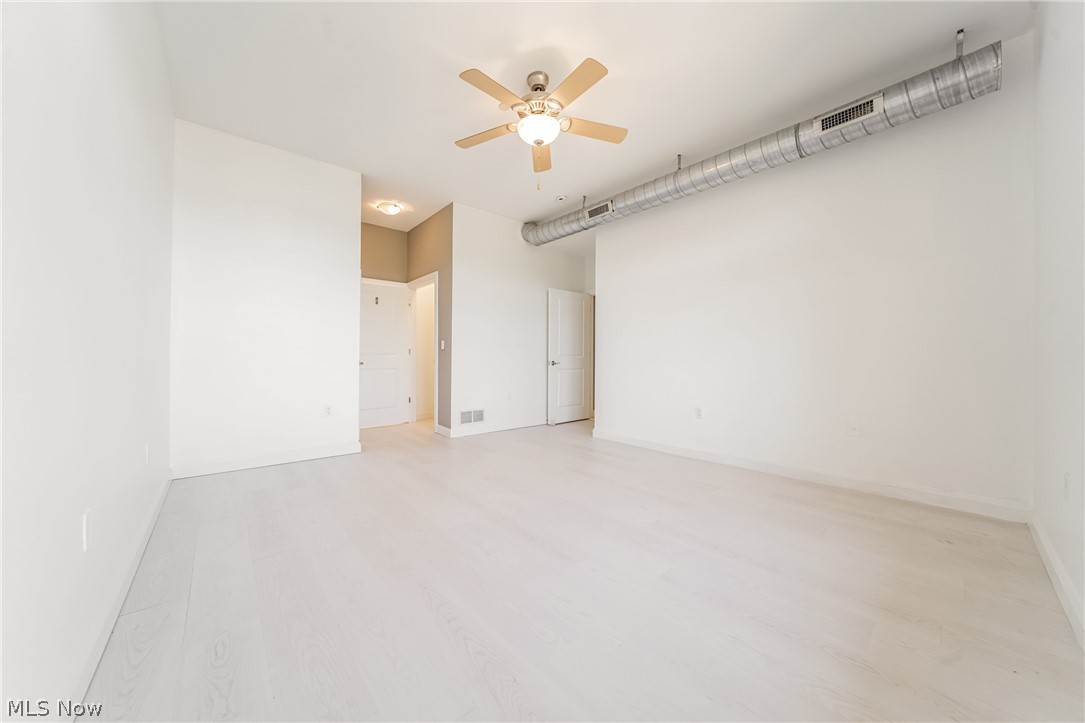 1403 Copper Trace Cleveland Heights OH 44118