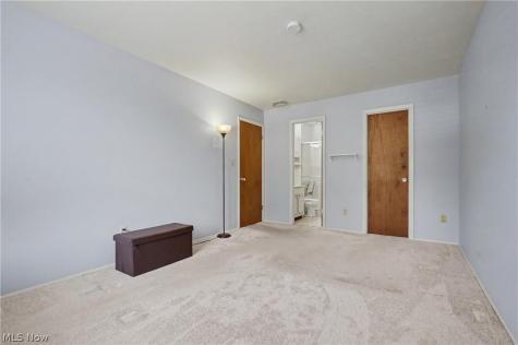 3064 Kent Road Stow OH 44224
