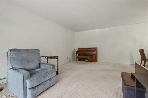 3064 Kent Road Stow OH 44224