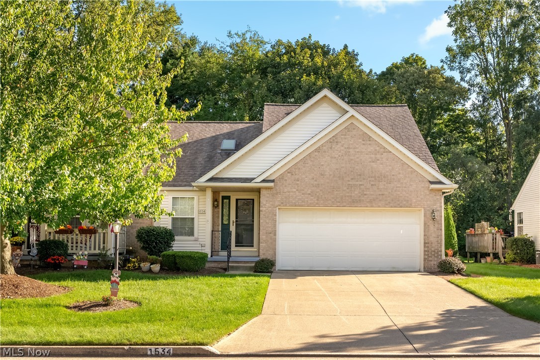 1534 Southpointe Circle NE Canton OH 44714