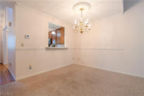 1534 Southpointe Circle NE Canton OH 44714
