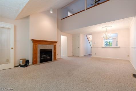 1534 Southpointe Circle NE Canton OH 44714