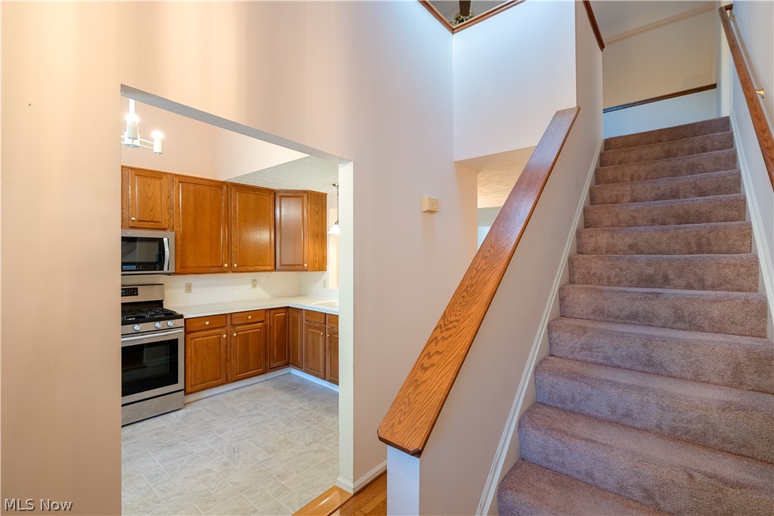 1534 Southpointe Circle NE Canton OH 44714