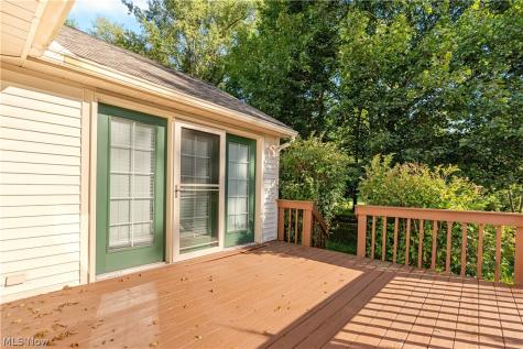 1534 Southpointe Circle NE Canton OH 44714