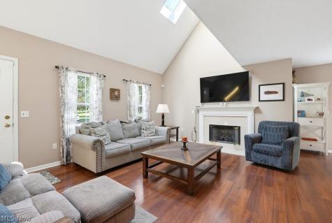 1990 Village Parkway Tallmadge OH 44278