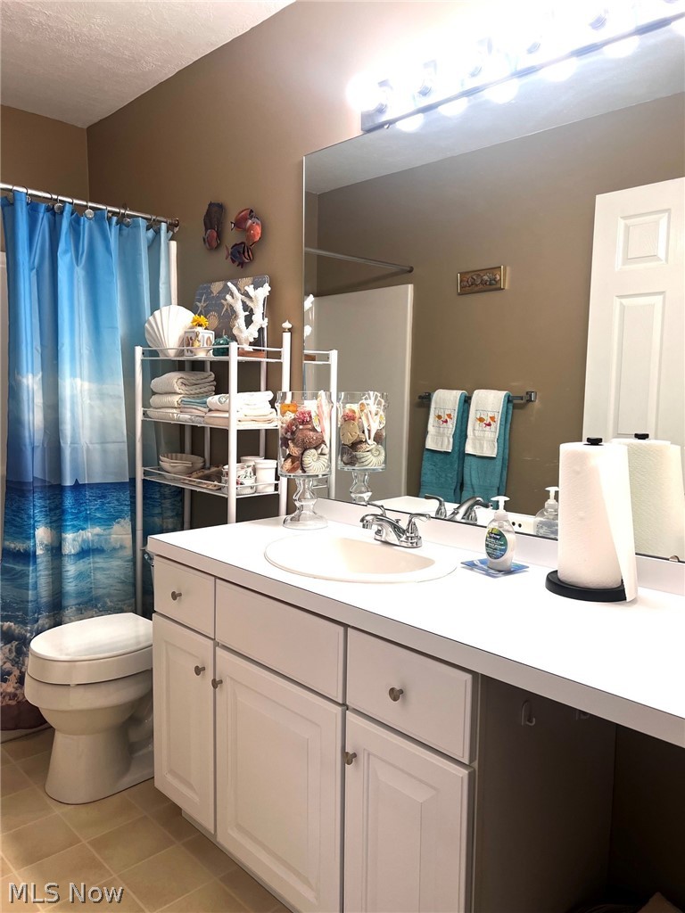 205 S Aspen Court Warren OH 44484