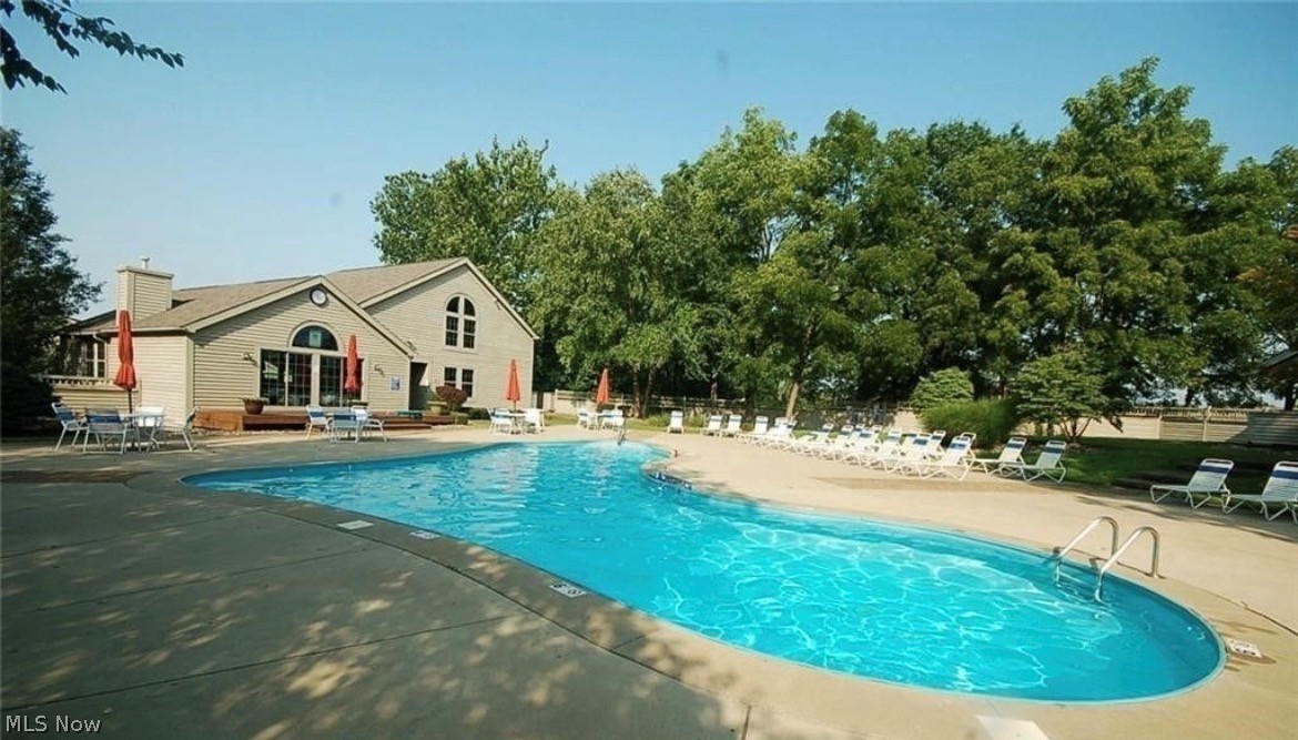 205 S Aspen Court Warren OH 44484