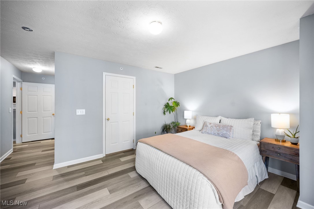 14826 Lenox Drive Strongsville OH 44136