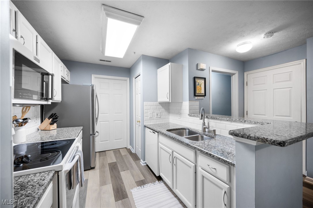 14826 Lenox Drive Strongsville OH 44136