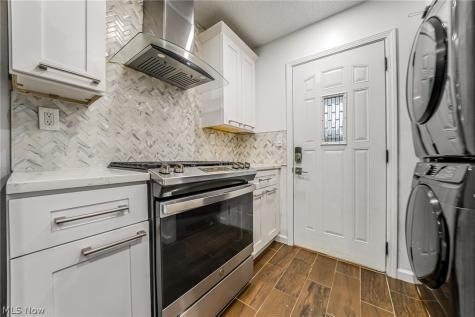 306 Buckner Drive Euclid OH 44123