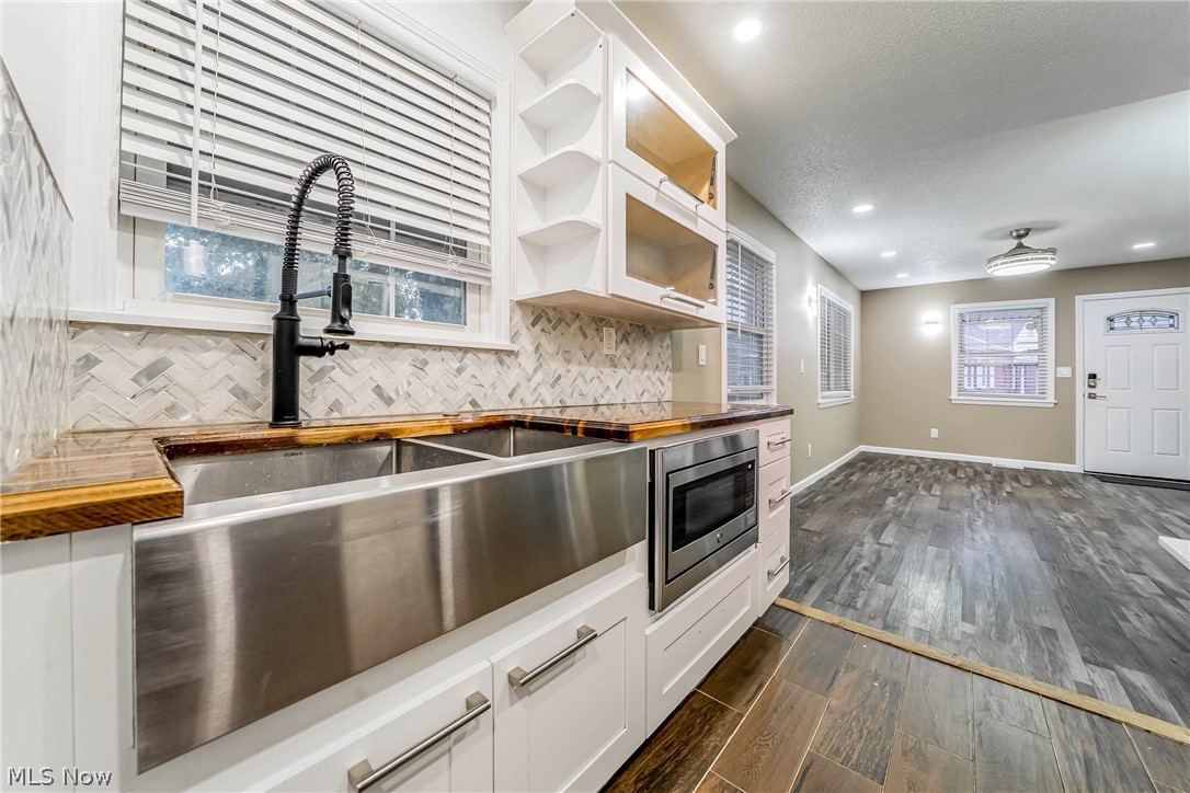306 Buckner Drive Euclid OH 44123