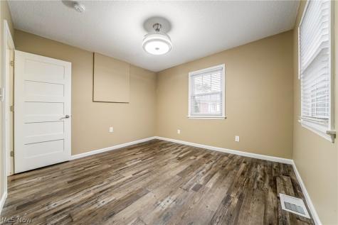 306 Buckner Drive Euclid OH 44123