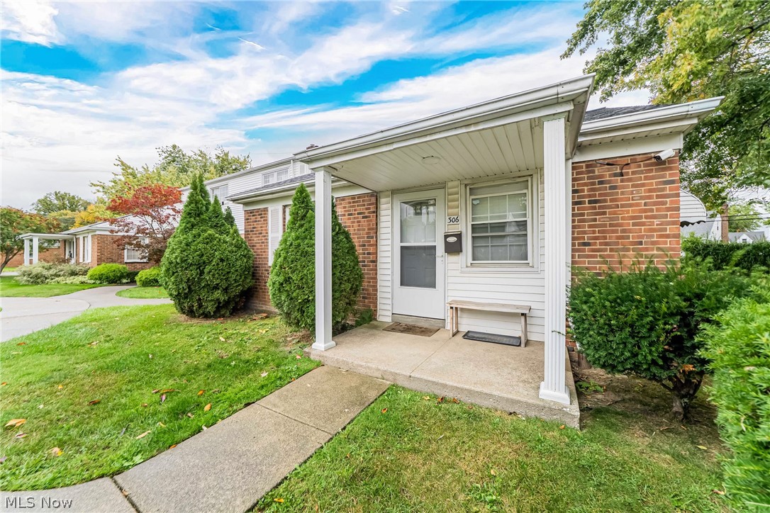 306 Buckner Drive Euclid OH 44123