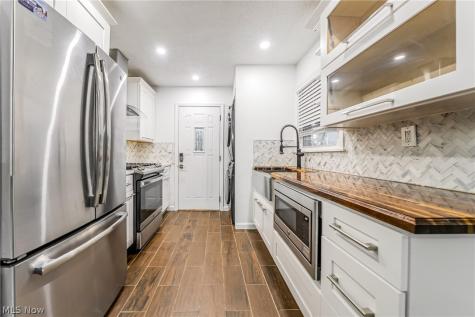 306 Buckner Drive Euclid OH 44123