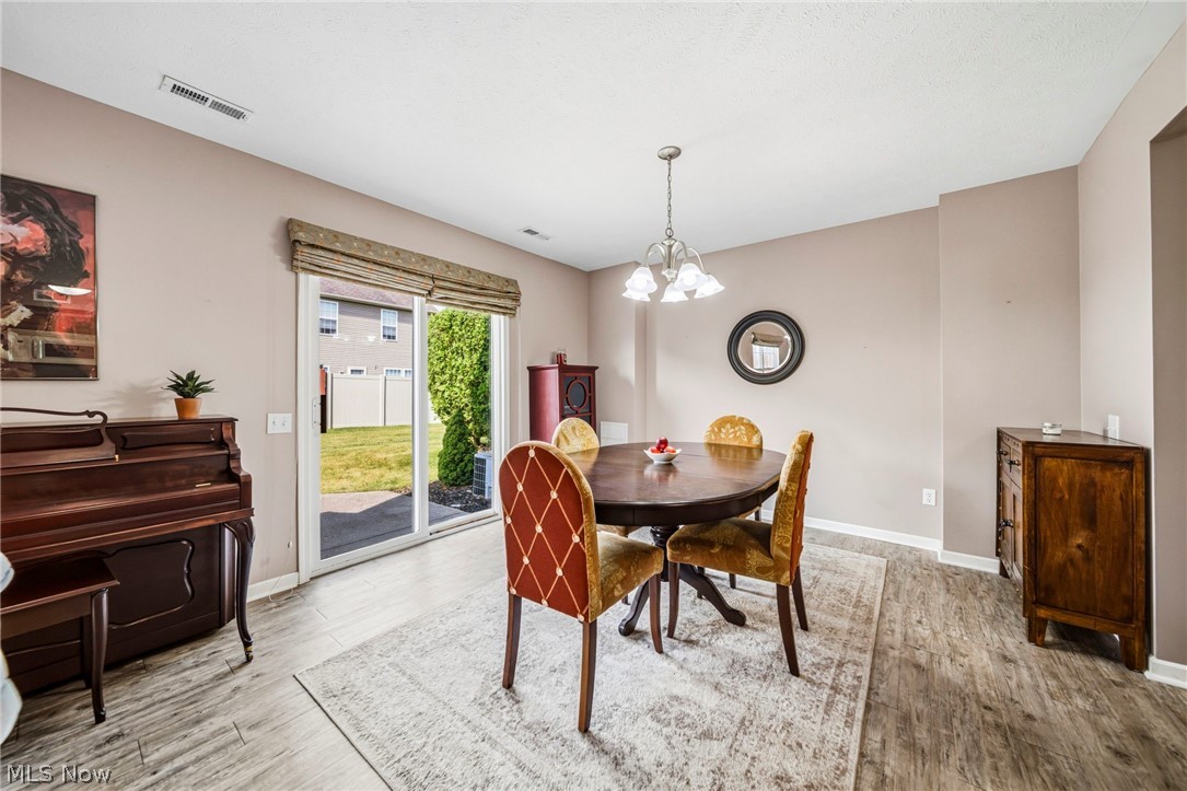 988 Tradewinds Cove Painesville OH 44077