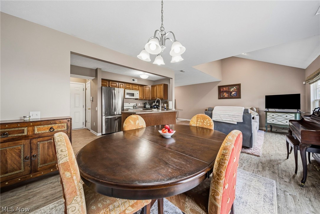 988 Tradewinds Cove Painesville OH 44077