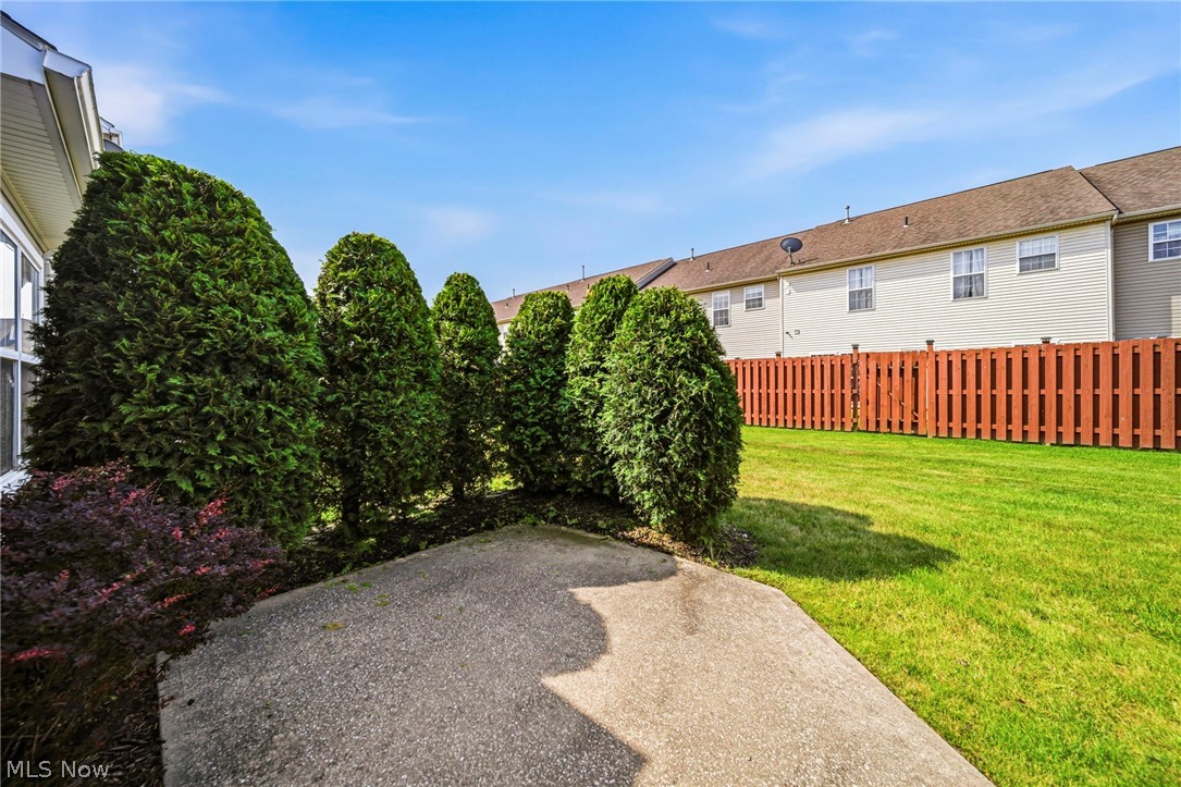 988 Tradewinds Cove Painesville OH 44077