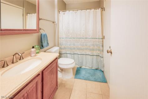 35371 Greenwich Avenue North Ridgeville OH 44039