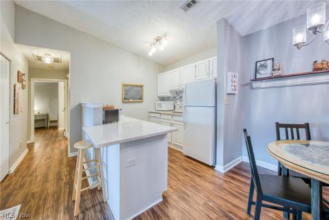 35371 Greenwich Avenue North Ridgeville OH 44039