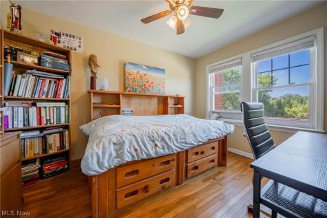 2684 Wooster Road Rocky River OH 44116