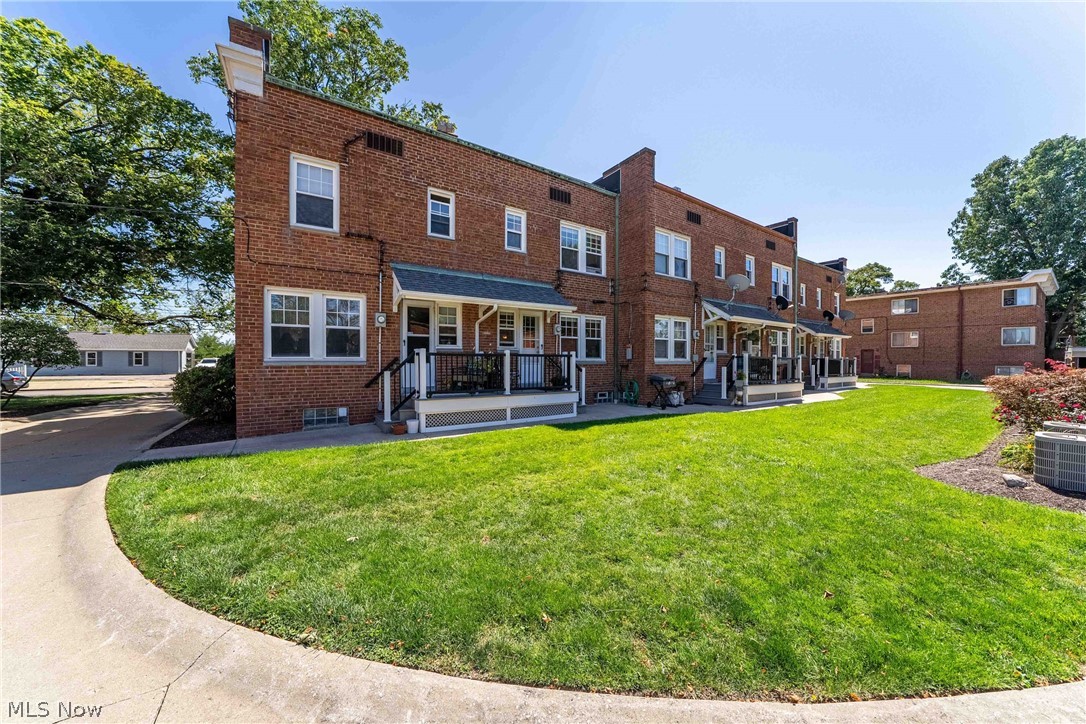 2684 Wooster Road Rocky River OH 44116