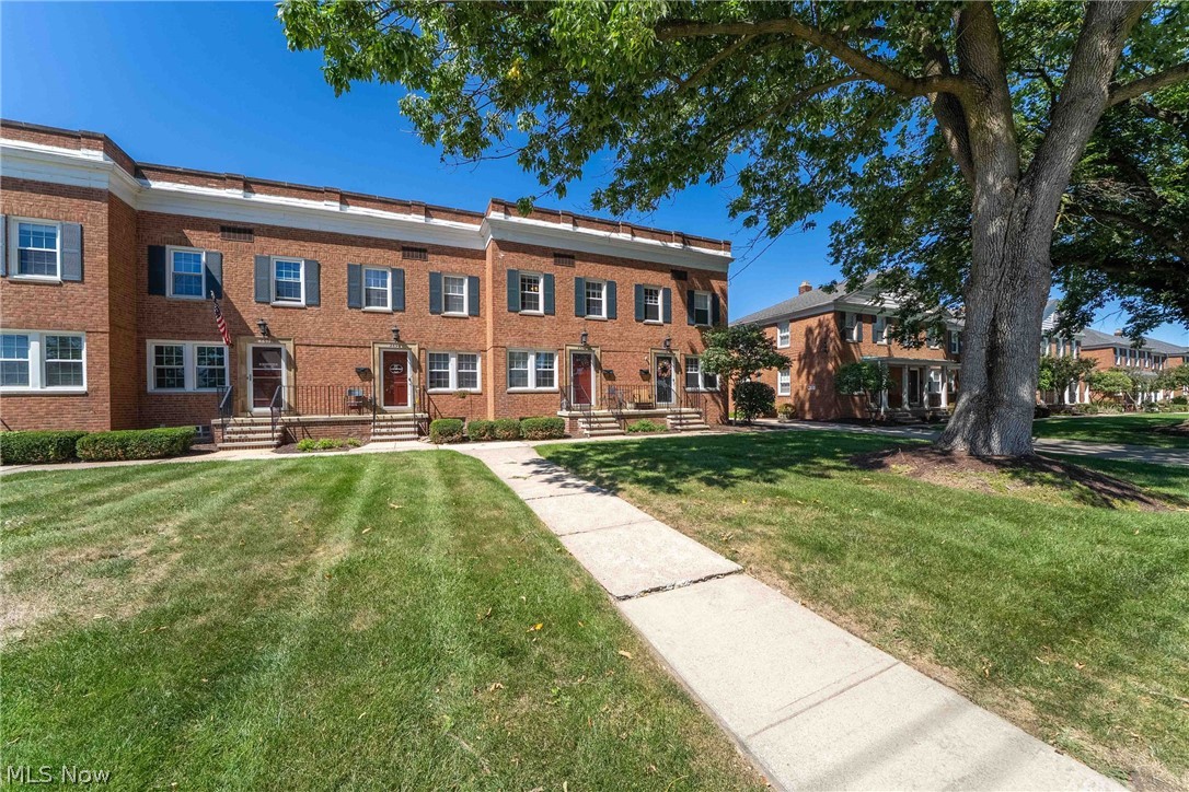 2684 Wooster Road Rocky River OH 44116