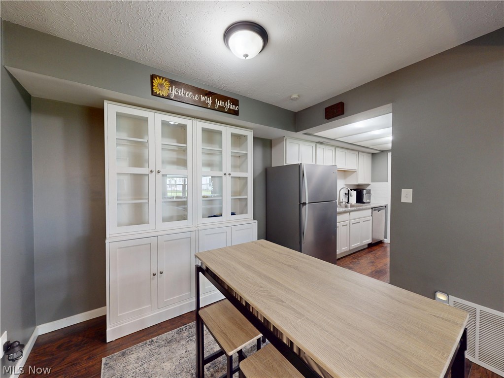 8005 Independence Drive Mentor OH 44060