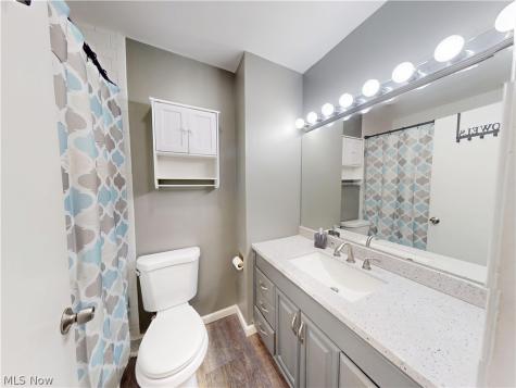 8005 Independence Drive Mentor OH 44060