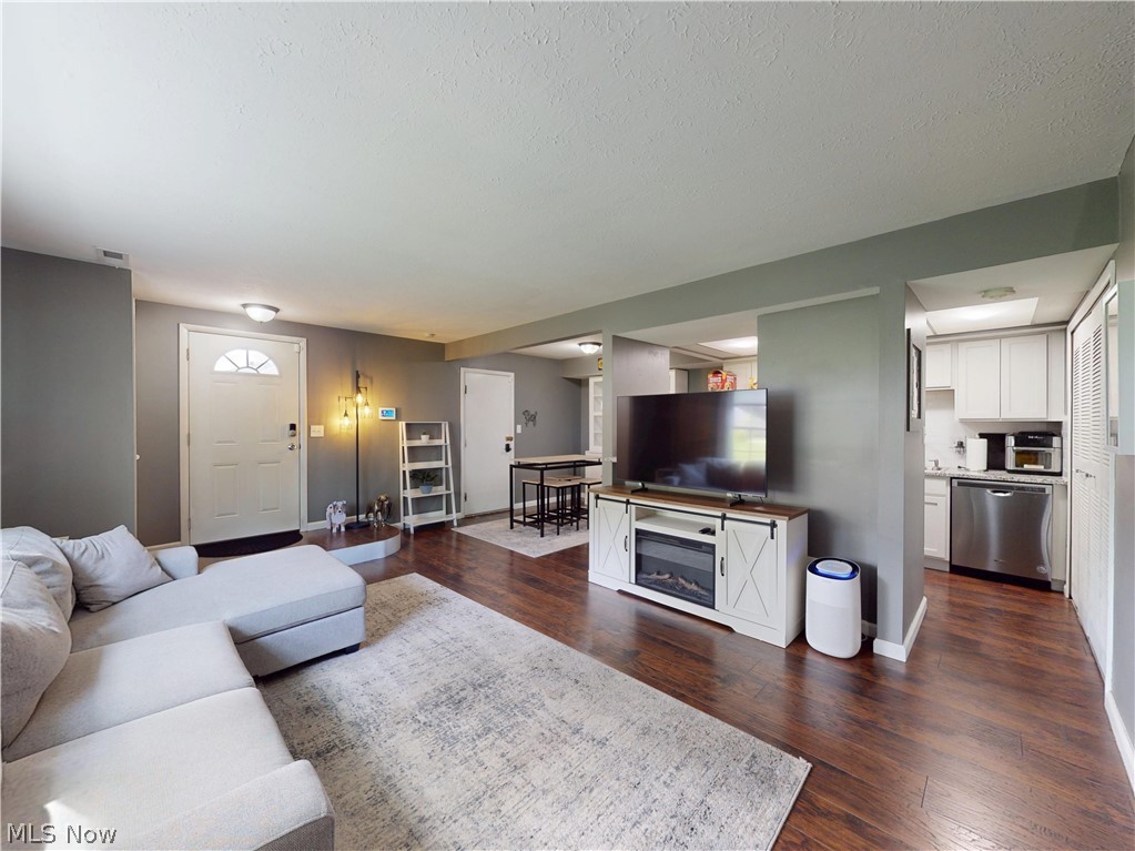 8005 Independence Drive Mentor OH 44060