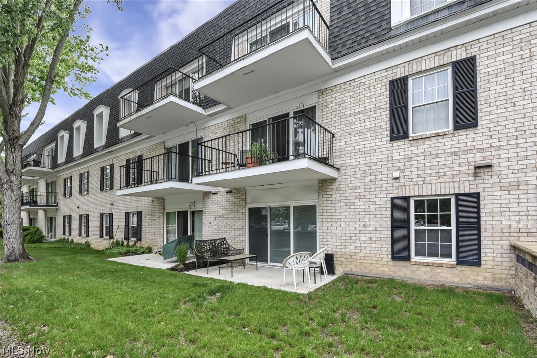 2021 King James Parkway Westlake OH 44145