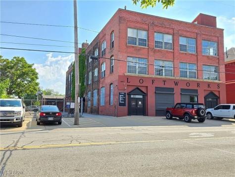 1667 E 40th Street Cleveland OH 44103