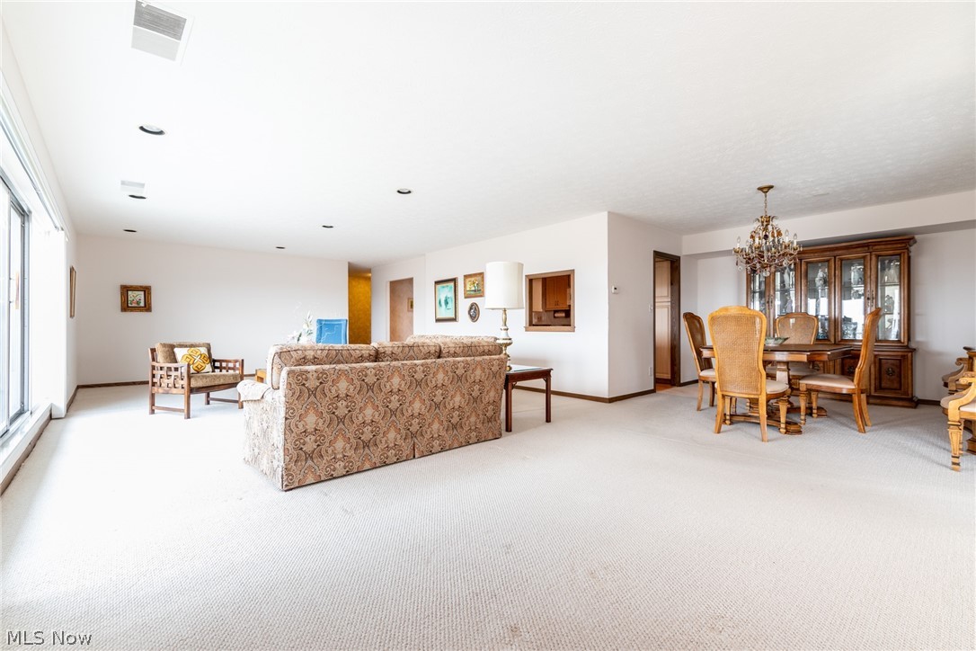 2202 Acacia Park Drive Lyndhurst OH 44124