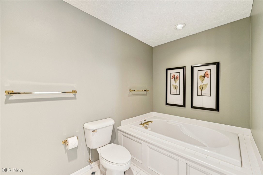 401 Bounty Way Avon Lake OH 44012