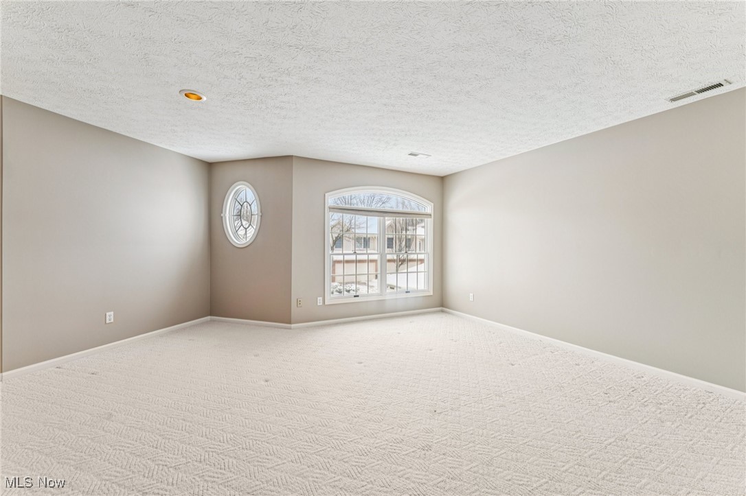 401 Bounty Way Avon Lake OH 44012