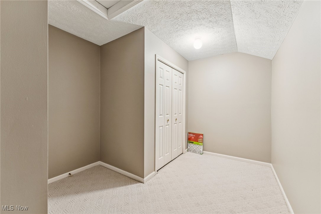 401 Bounty Way Avon Lake OH 44012