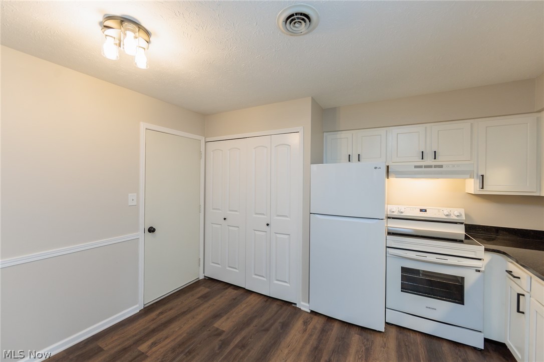 126 Royal Crest Drive Seville OH 44273