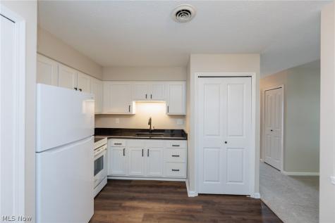 126 Royal Crest Drive Seville OH 44273